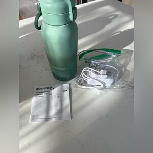 MomCozy Green Portable Water and Milk Warmer